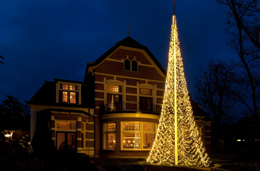 Vervang dit jaar je echte kerstboom met een vlaggenmast kerstboom