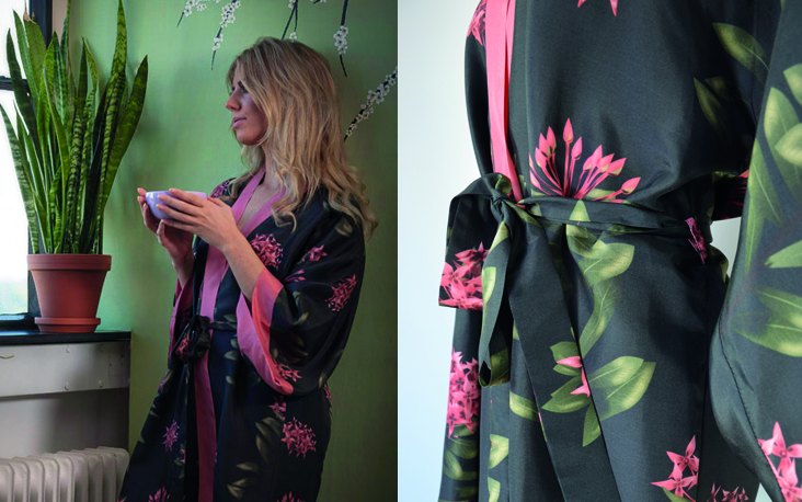 Helemaal nieuw in haar webshop zijn deze kimono's, met de hand gemaakt en van echte zijde...