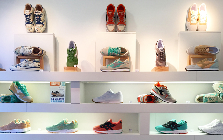 Kleurrijke sneakers bij Trendy Room